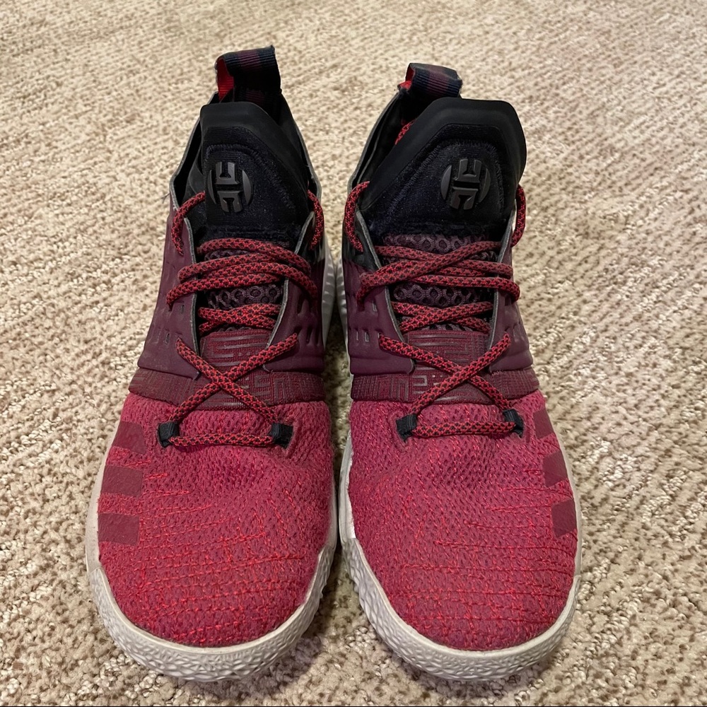 Harden vol 2 Kid’s Size 4 🏀 basketball shoes